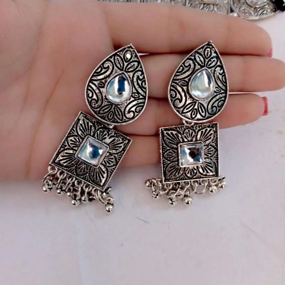 Silver Tribal Mirror Jewelry Set, Ethnic Silver Jewelry Set With Small Bells, - Picture 3 of 6